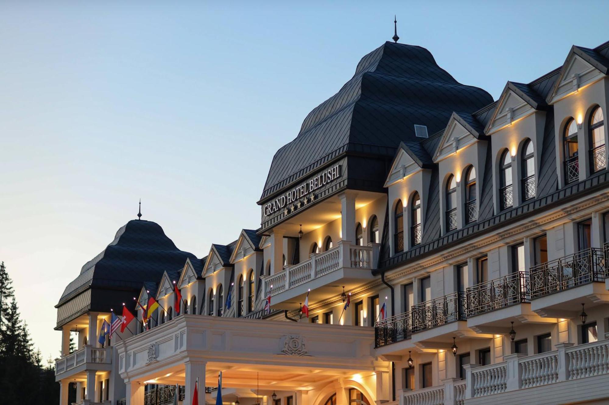 Grand Hotel Belushi Boge Exterior foto